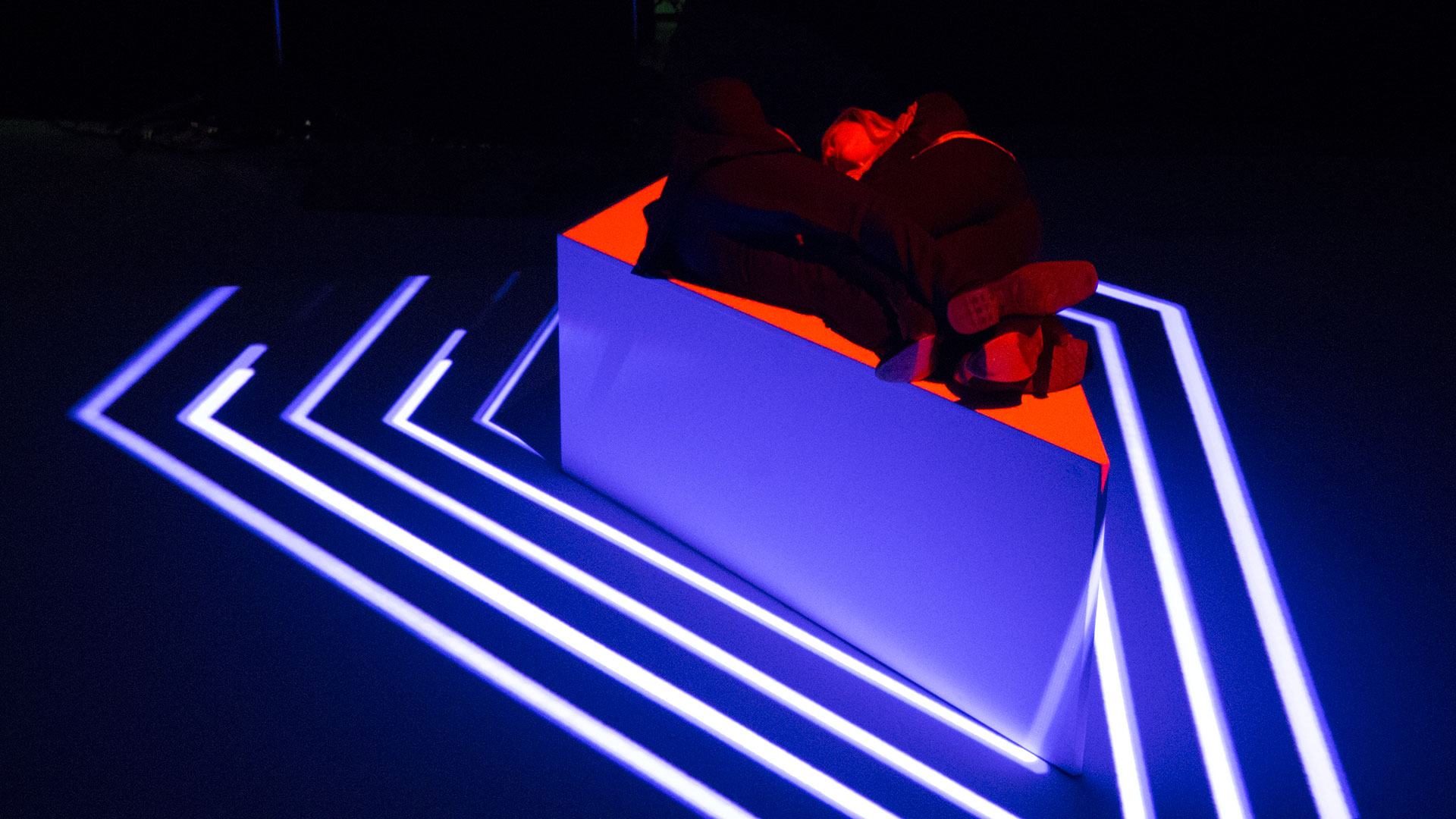 Masce - Fancy Reagan Projection Mapping Music Video