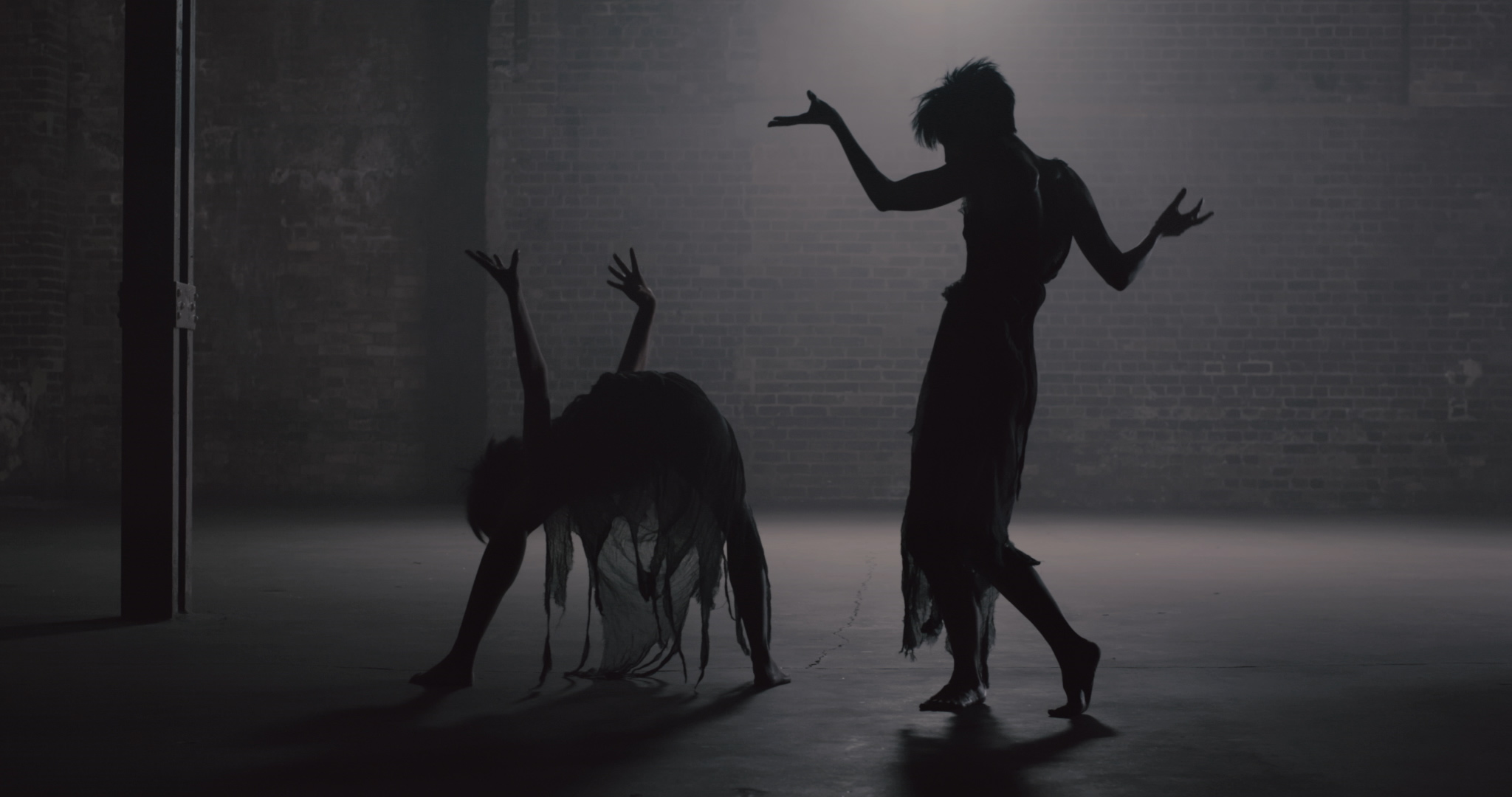 Dejha Ti Ania Catherine Hexentanz Experimental Film Fashion Film