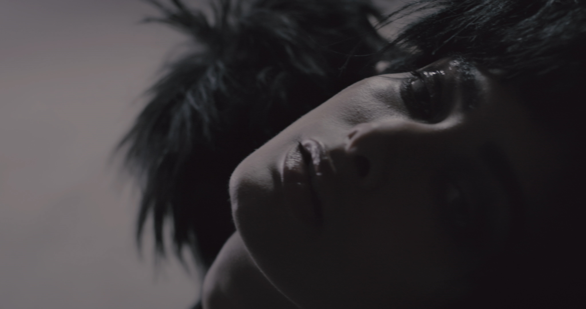 Masce - Hexentanz Experimental and Fashion Film - Samira Mahboub Face Close Up